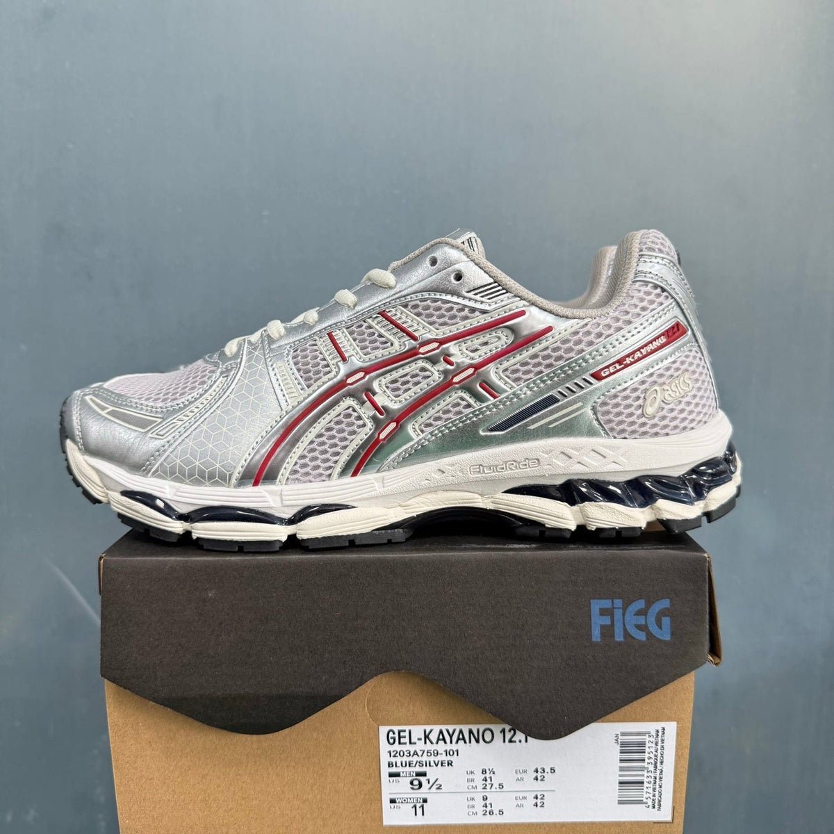 ASICS GEL-KAYANO 12.1 Sneakers in Blue Silver 1203A759-101 - product image from the listing.