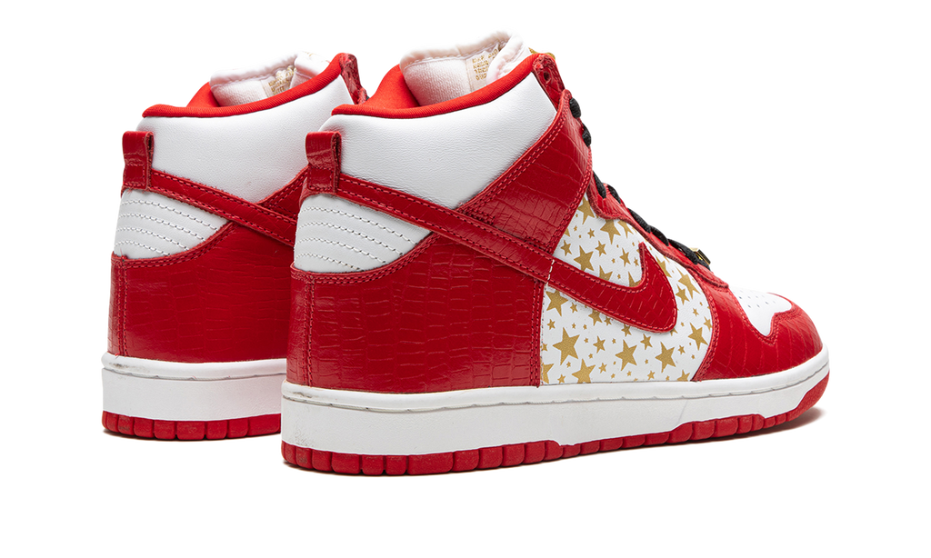 "Supreme - Red Stars (2003)" SB Dunk High Pro 307385 161 - product image from the listing.