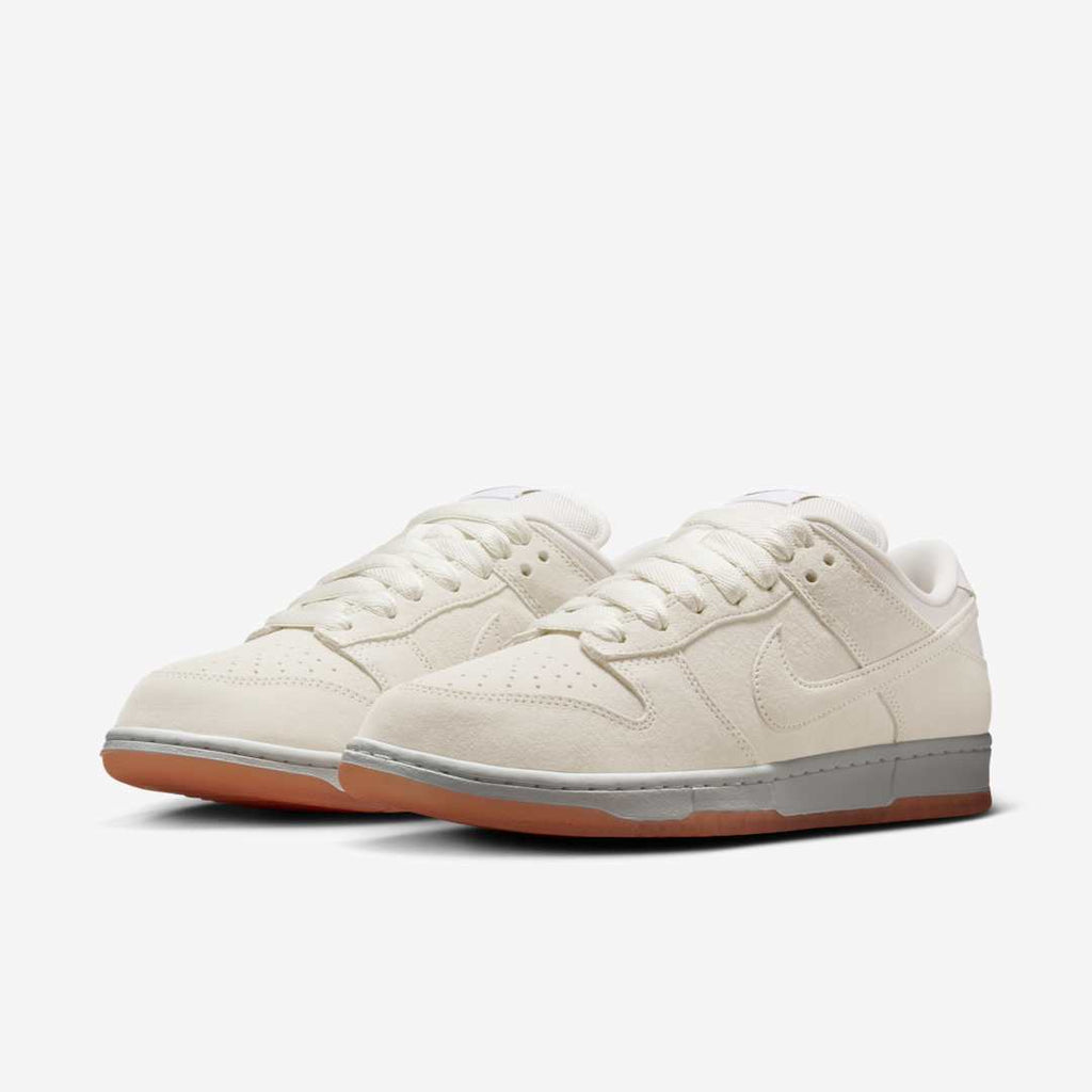Pale Ivory — Nike SB Dunk Low Pro B Sneaker HJ0367-100