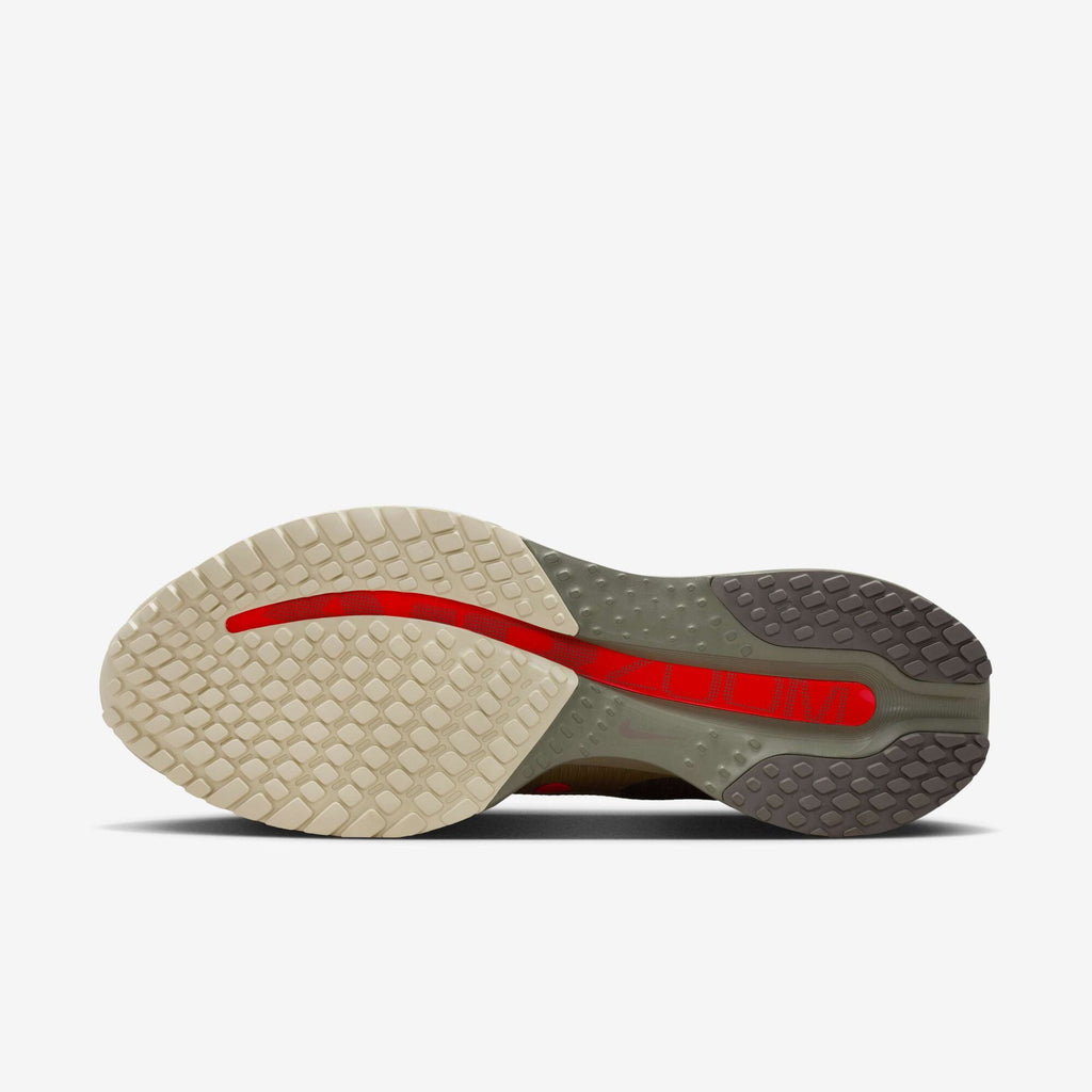 Running Poets — Nike Pegasus Premium Sneaker IM6677-222