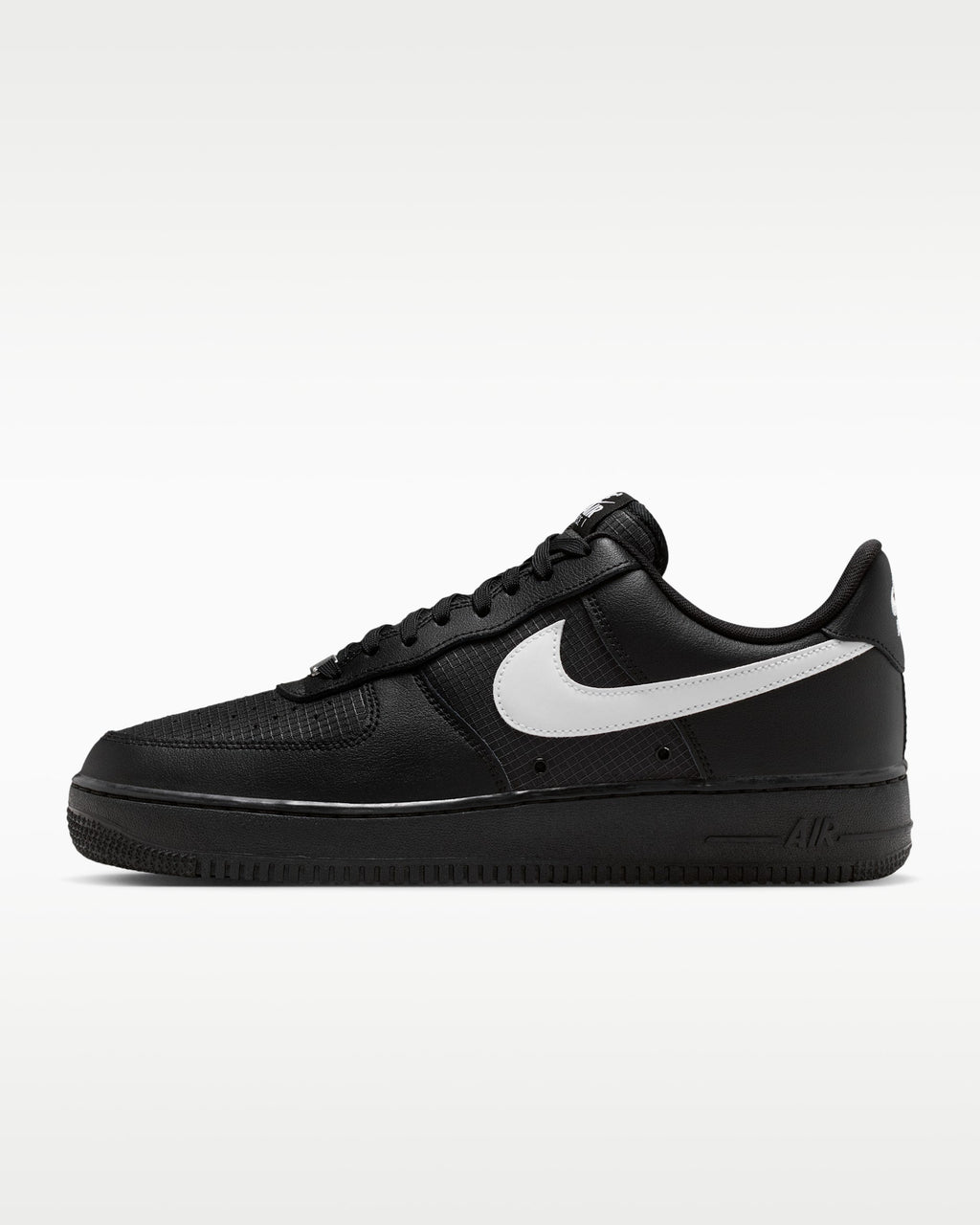 07 LV8 'Black White — Nike Air Force 1 Sneakers IR0952-001