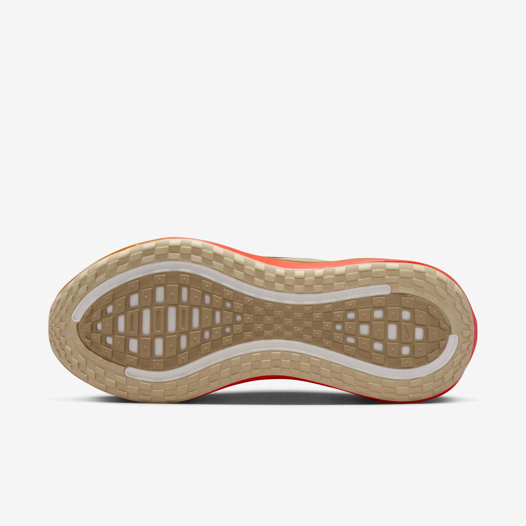 Running Poets — Nike Air Zoom Vomero Plus Sneaker IM6679-258