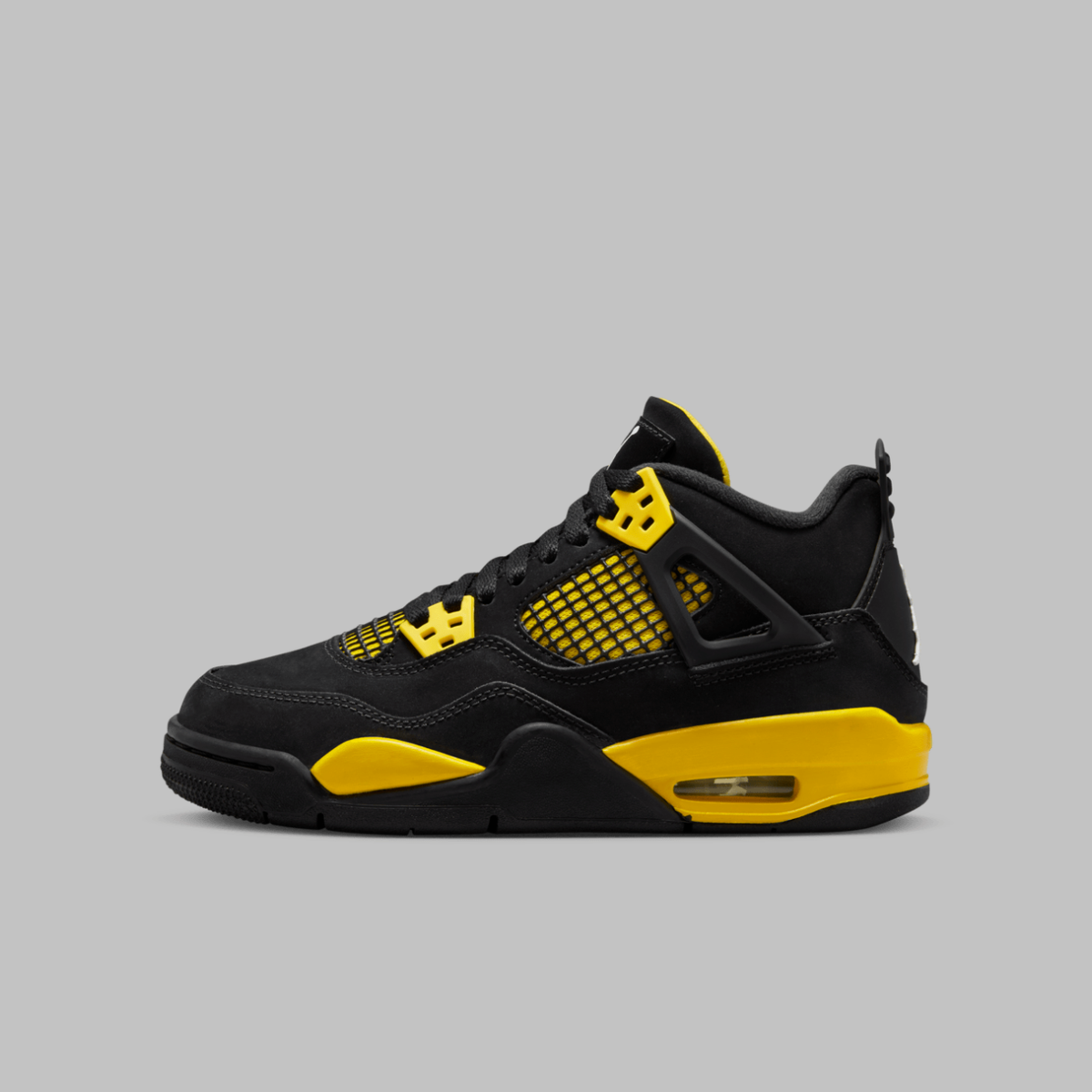 Thunder — Air Jordan 4 Retro DH6927-017
