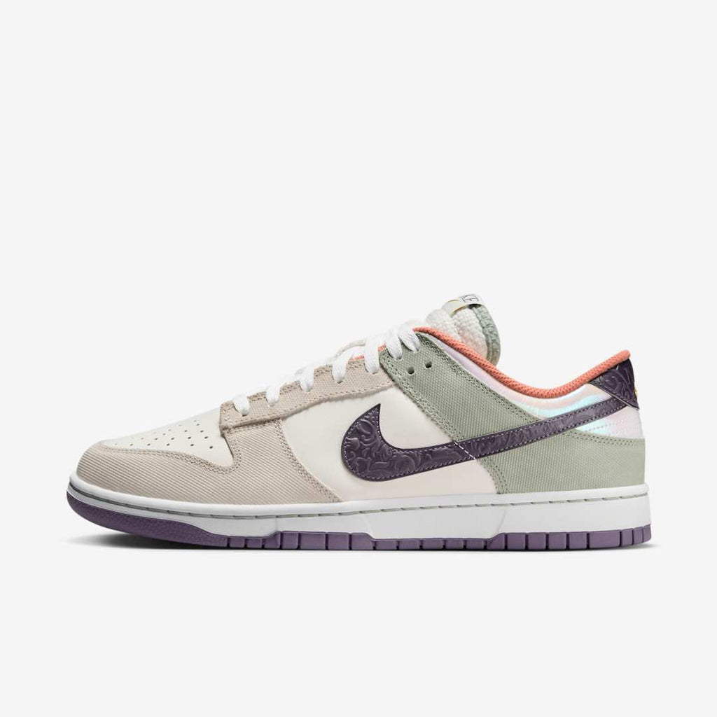 NOLA — Nike Dunk Low Sneaker HV5750-133