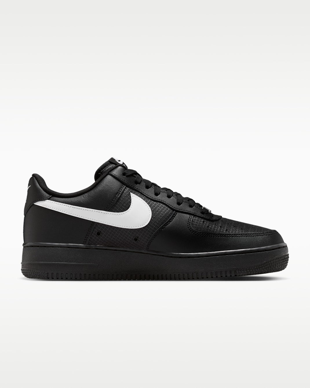 07 LV8 'Black White — Nike Air Force 1 Sneakers IR0952-001