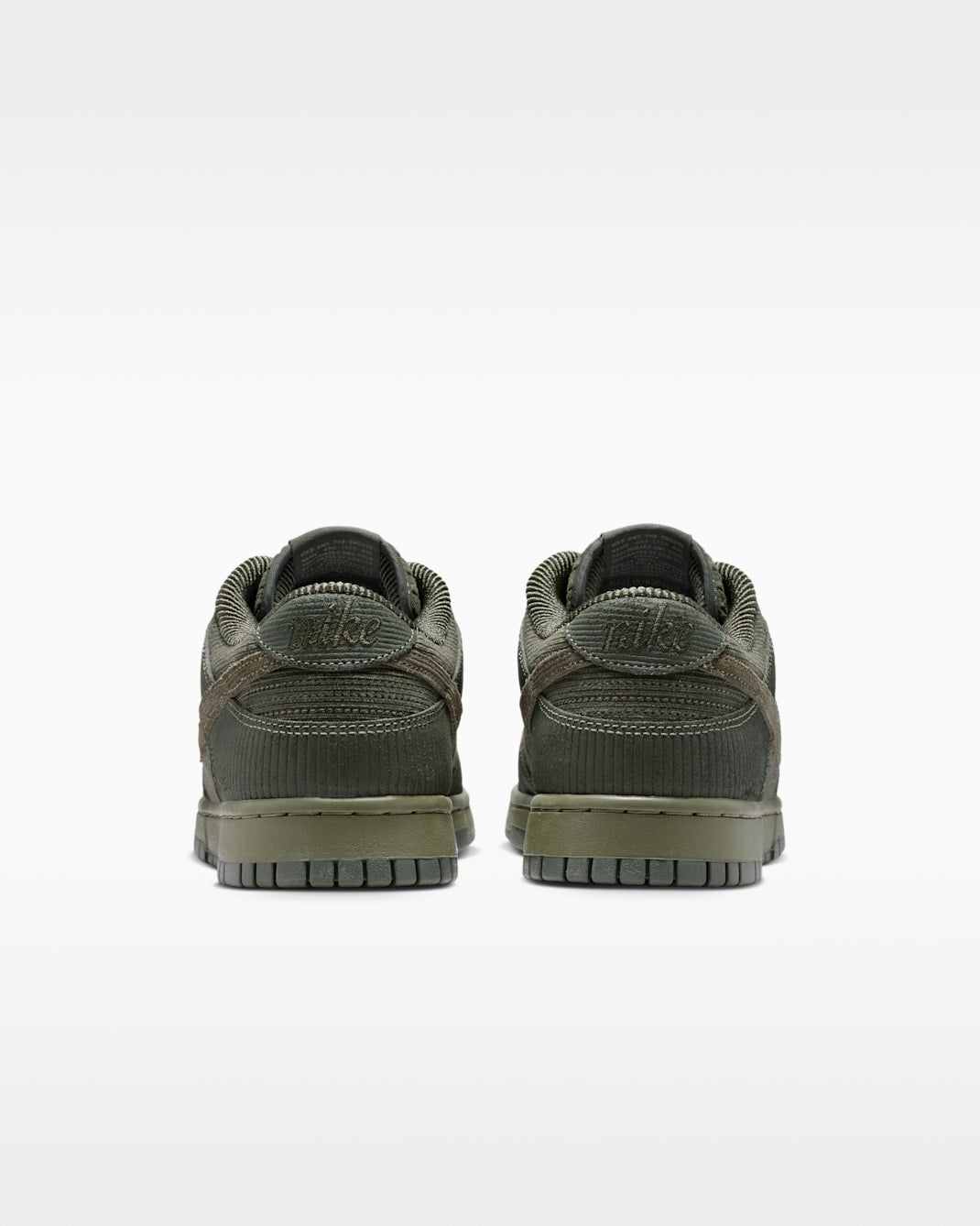 Cargo Khaki — Nike Dunk Low Premium Sneaker IB7746-300