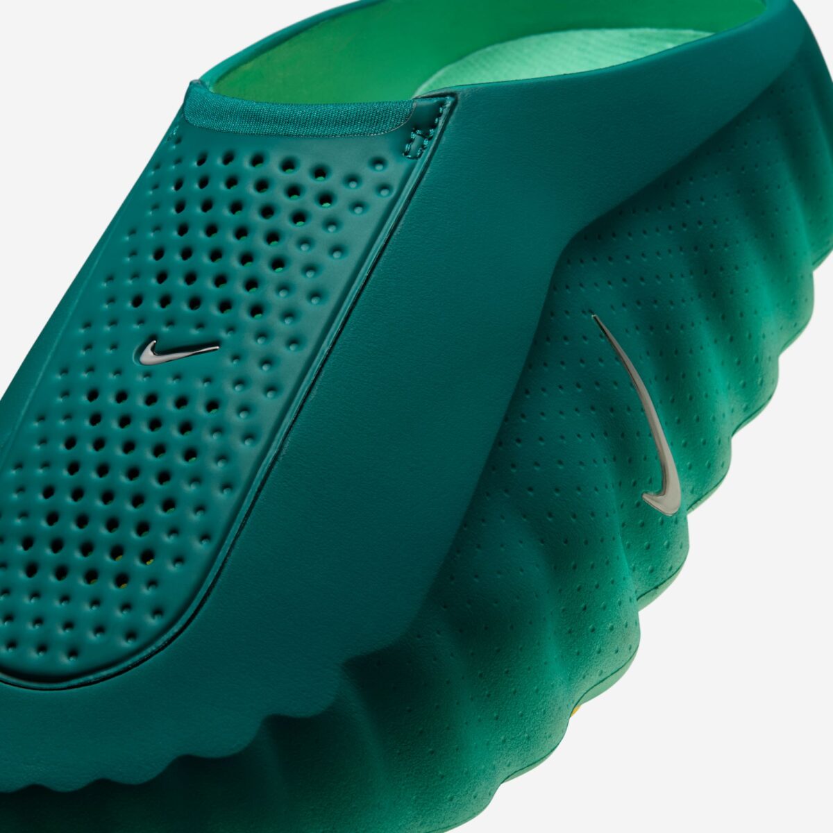 Geode Teal — Nike Mind 001 Mules HQ4307-301