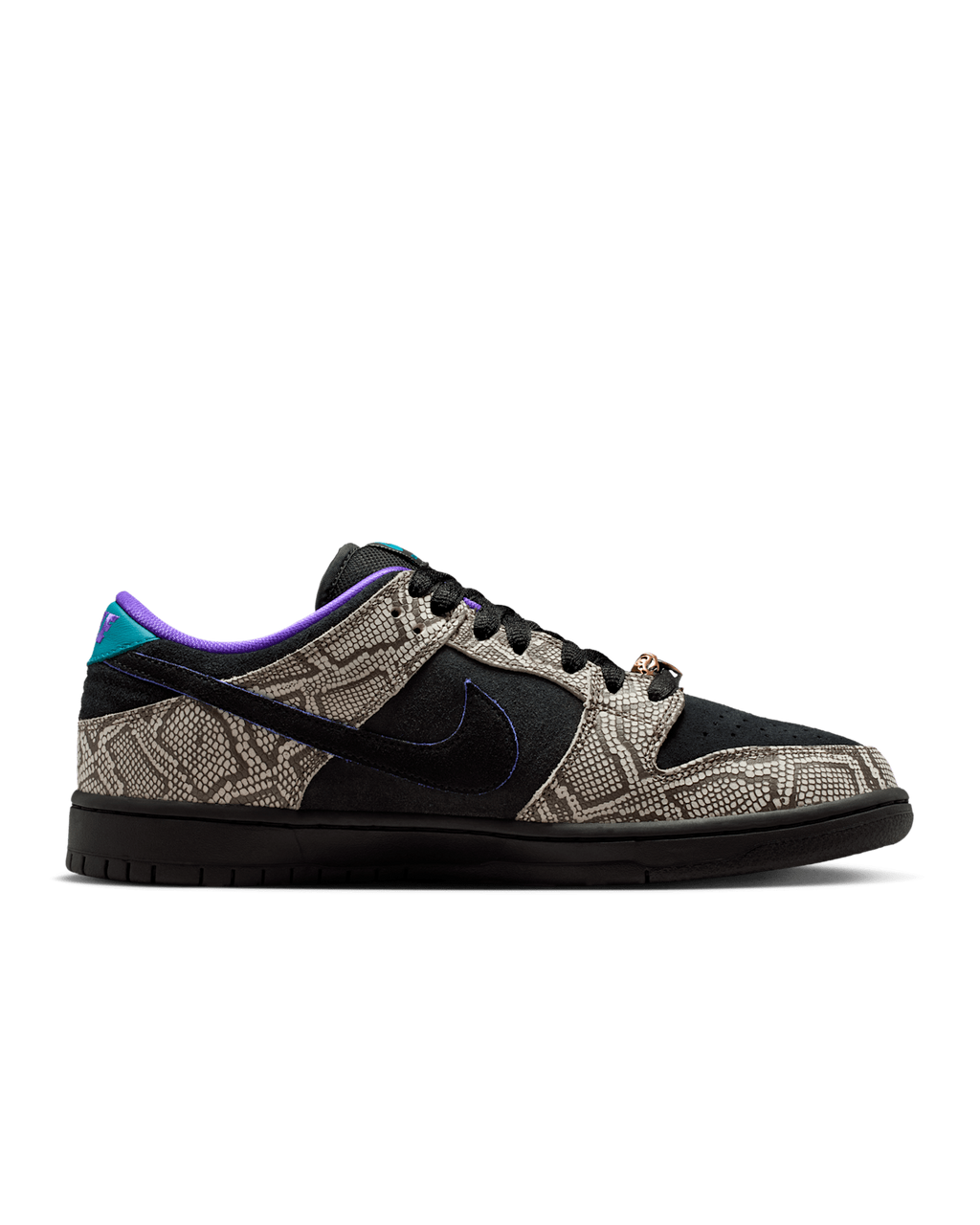 String Black — Nike x Dashawn Jordan SB Dunk Low IB6208-200