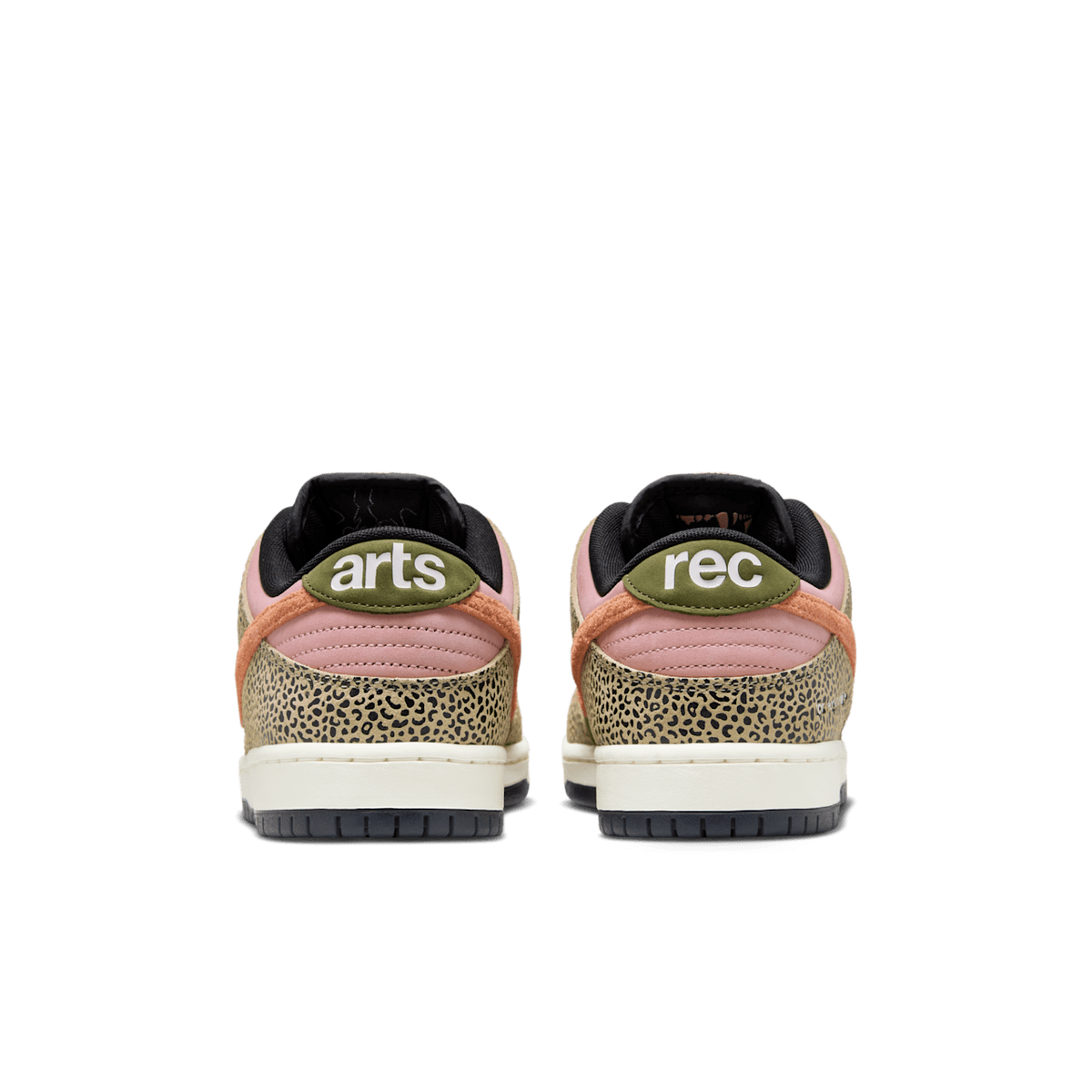 Arts-Rec x Nike SB Dunk Low Sneaker IH3211-200
