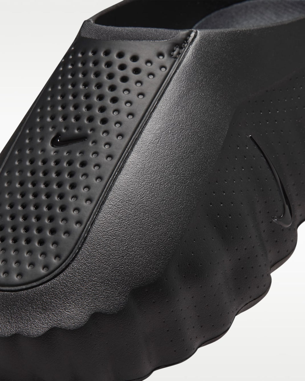 Triple Black — Nike Mind 001 HQ4307-005