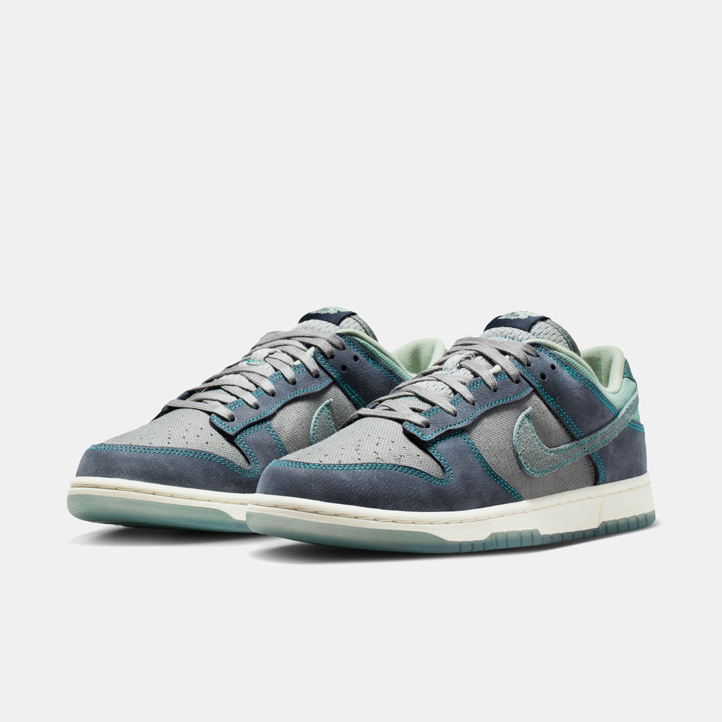 Pencil Point — Nike Dunk Low Retro SE Sneaker IH1942-002