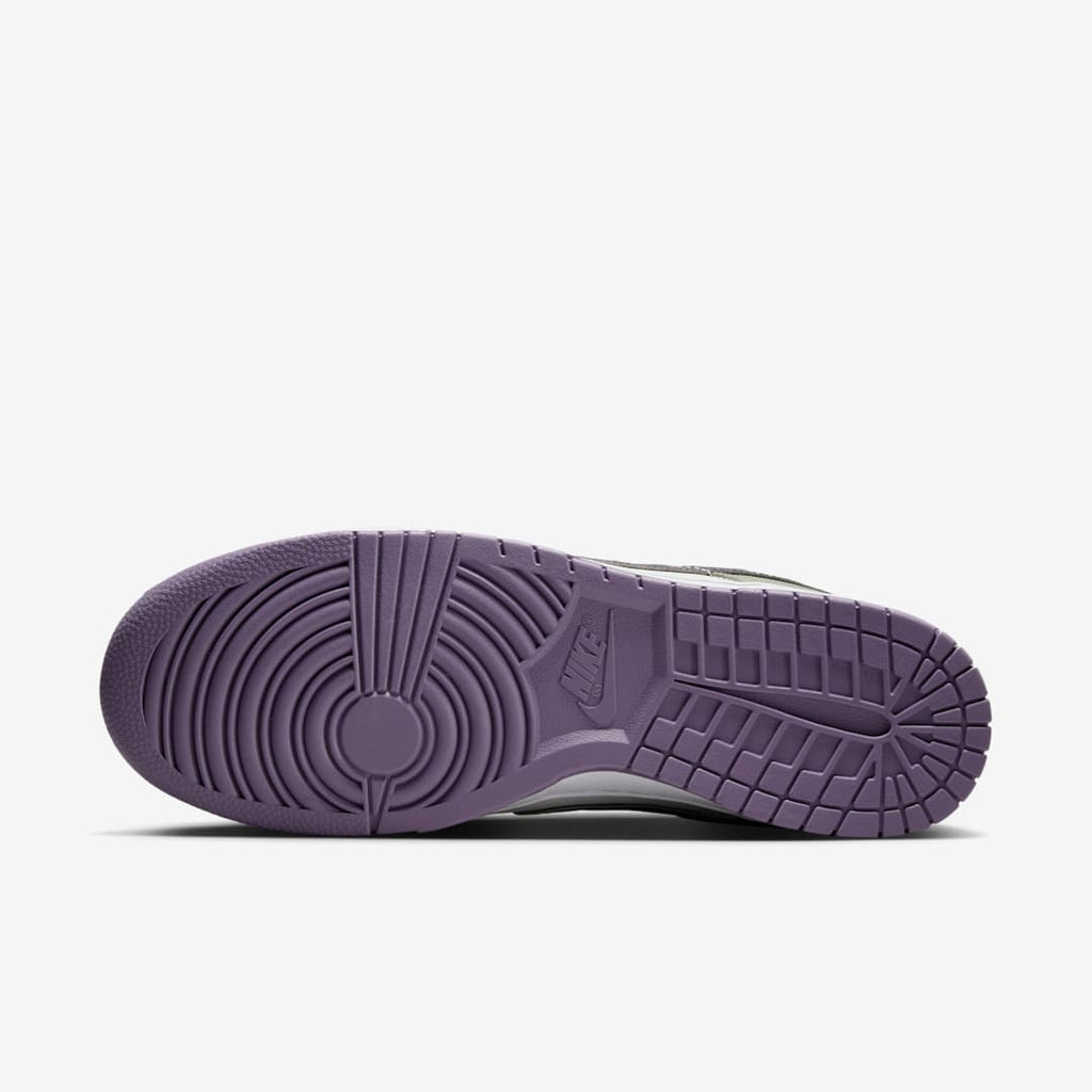 NOLA — Nike Dunk Low Sneaker HV5750-133