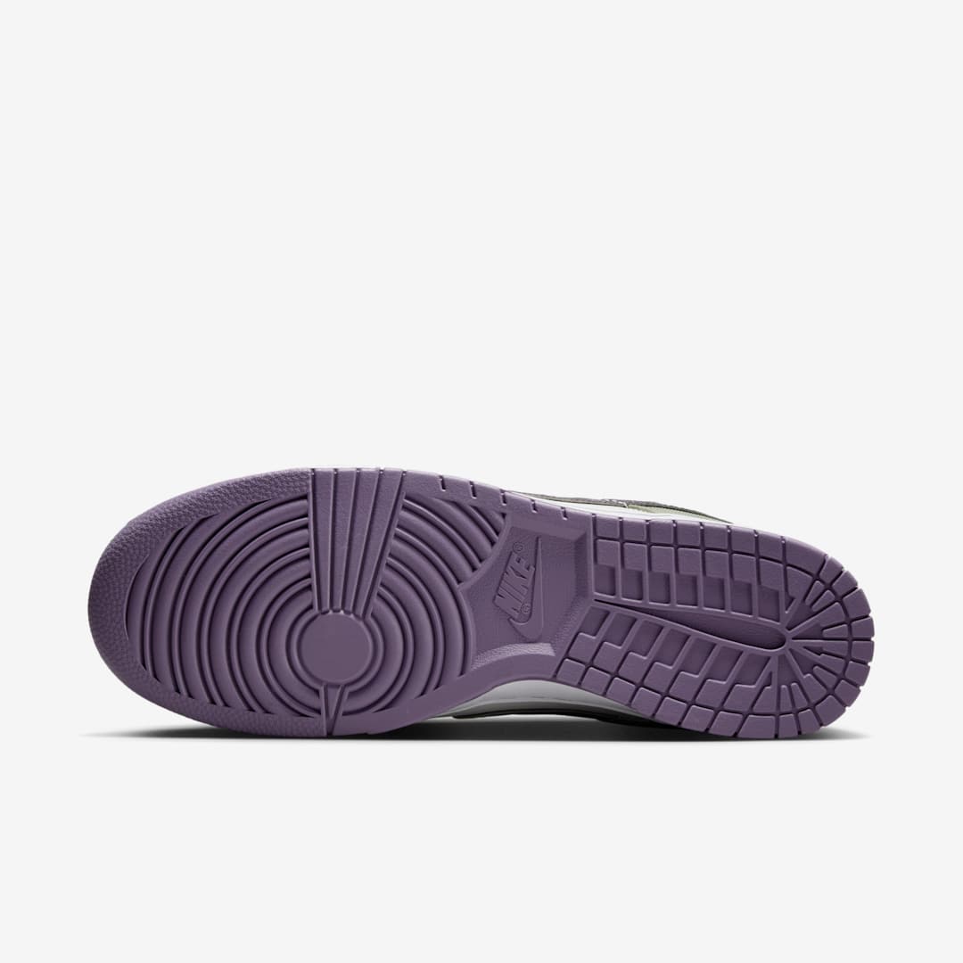 NOLA — Nike Dunk Low Sneaker HV5750-133