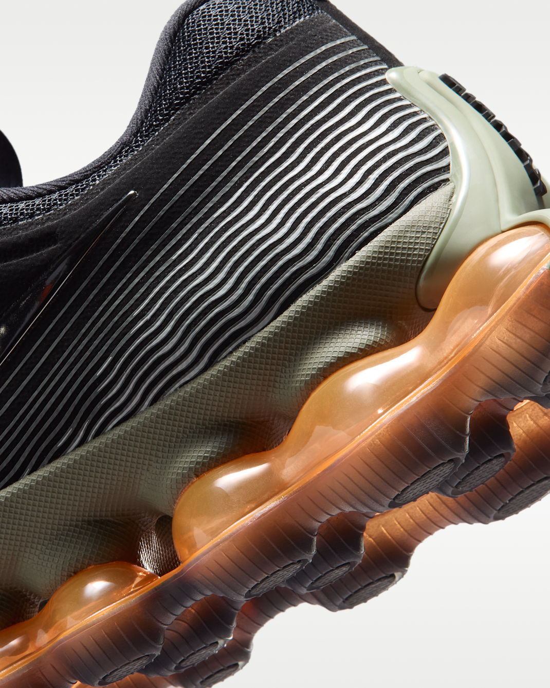 Black Light Army Metallic Silver — Nike Air Liquid Max IQ7635-002