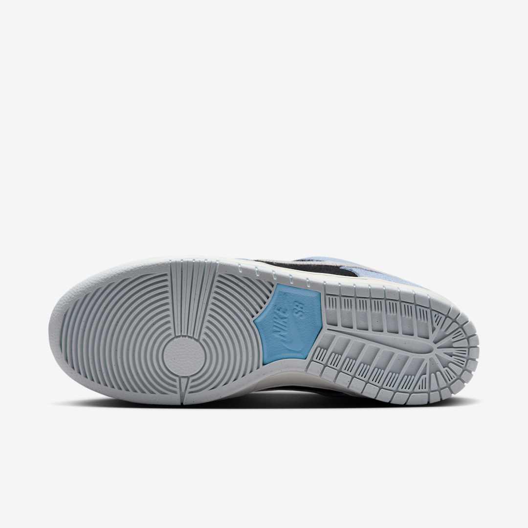 Aluminum — Nike SB Dunk Low Sneaker HF3063-400