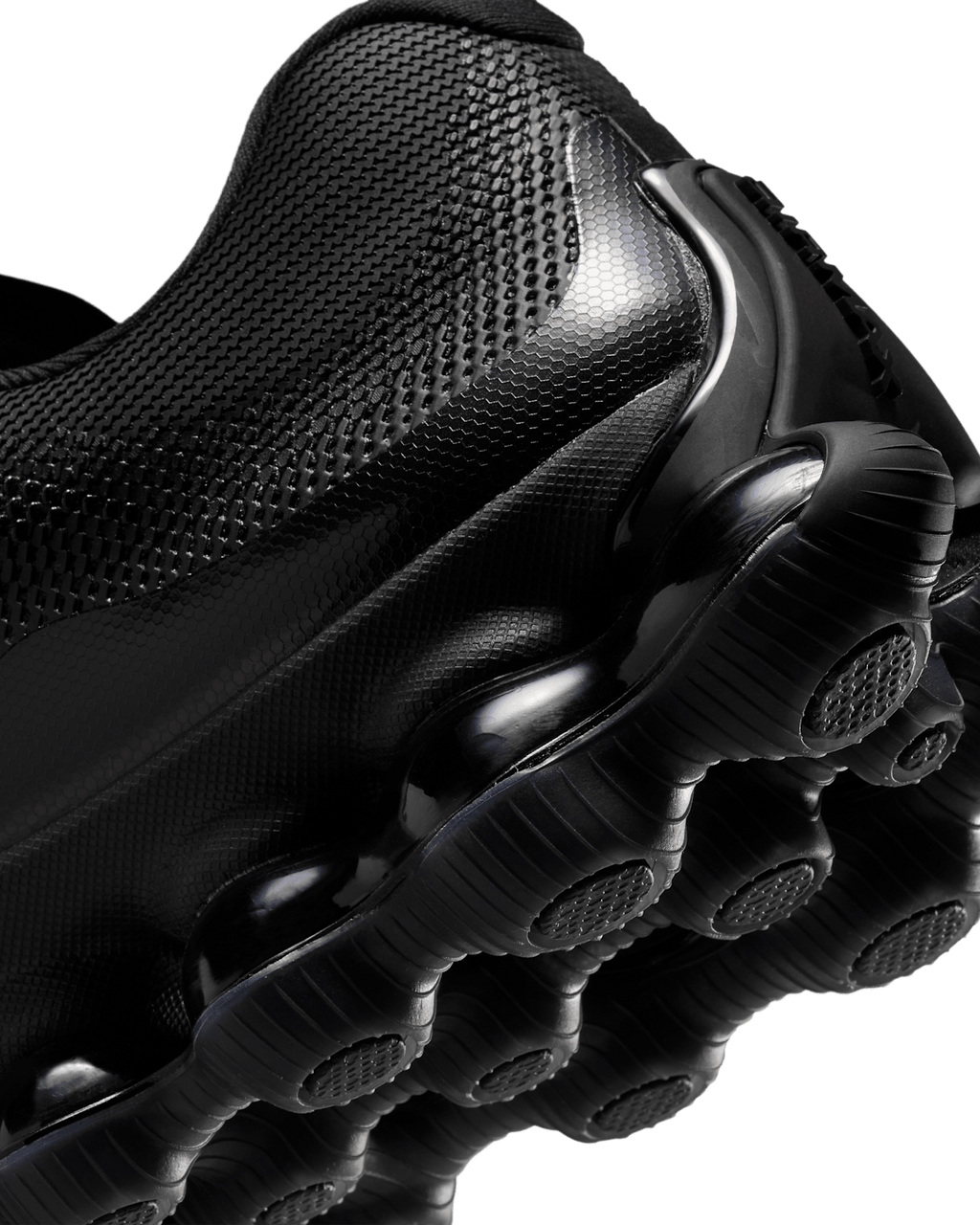 Black — Nike Air Liquid Max Sneakers IQ7634-003