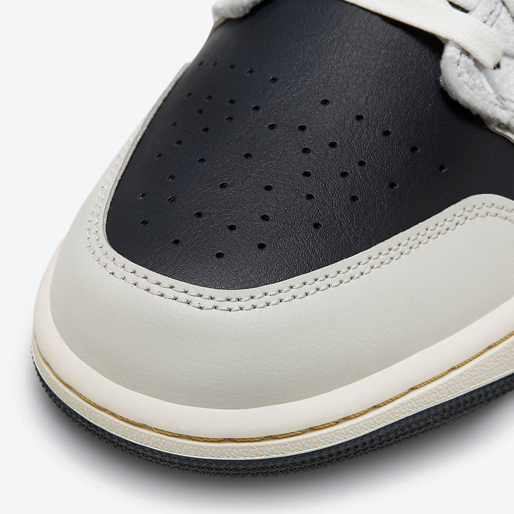Beaded Swoosh — Air Jordan 1 Low SE Sneakers DV1762-001