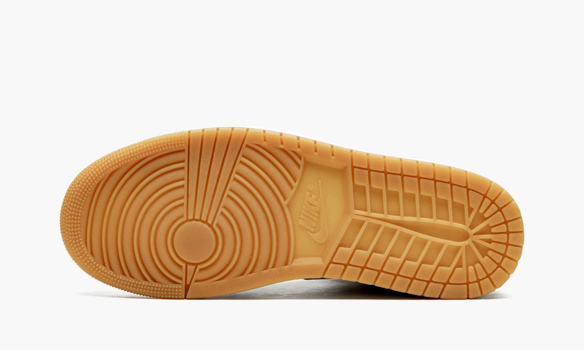 Coconut Milk — Air Jordan 1 Mid SE