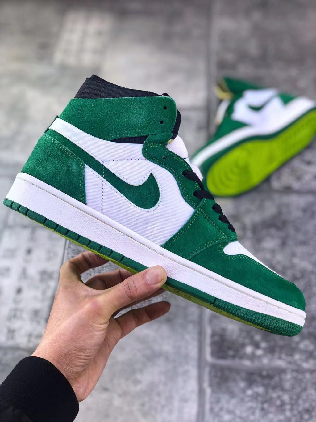 Jordan 1 Zoom CMFT Sneakers in Green White CT0978-300 - product image from the listing.