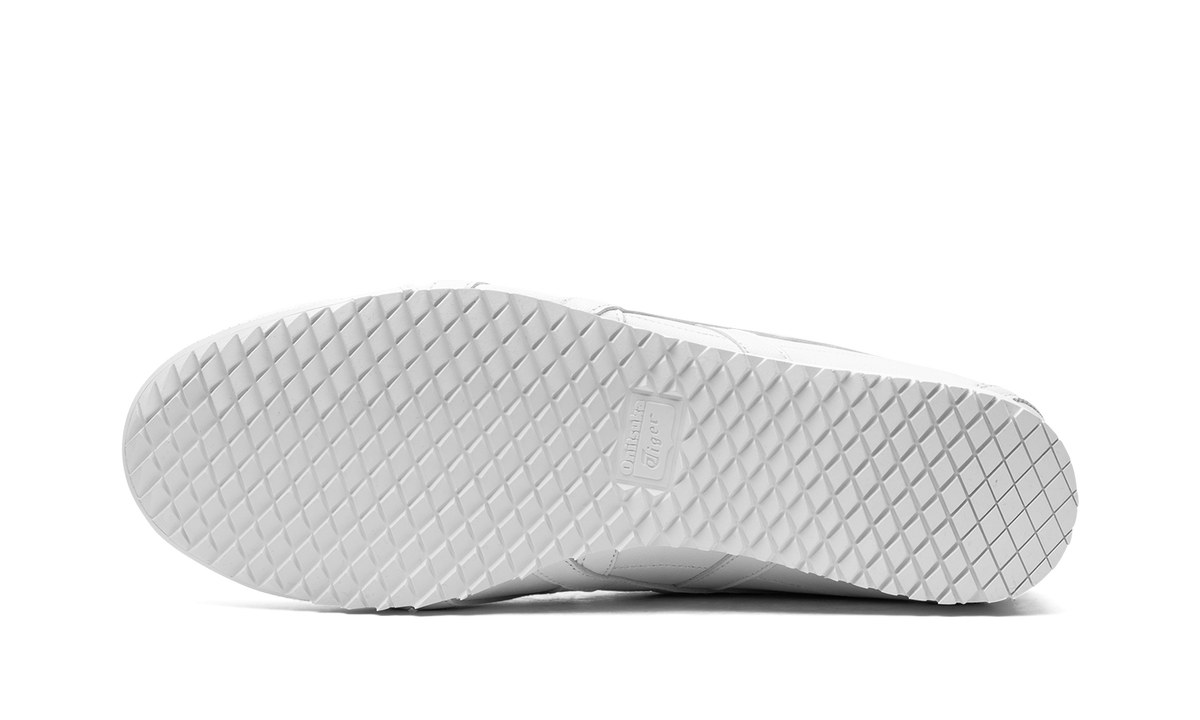 Onitsuka Tiger Mexico 66 Sd in White White 127993 - product image from the listing.