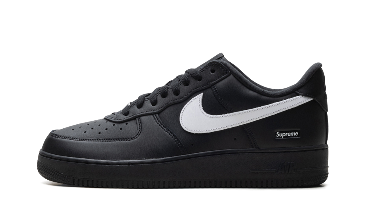 "Supreme - Mini Box Logo Black / White" Air Force 1 Low CU9225 002 - product image from the listing.