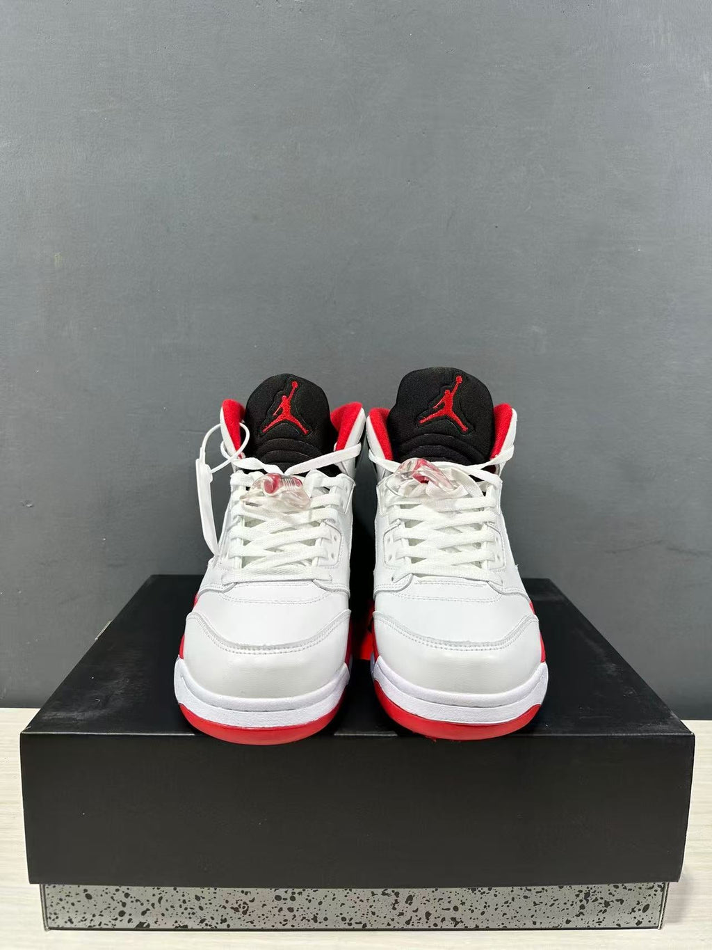 Air Jordan 5 Fire Red White Black HQ7978-101 - product image from the listing.