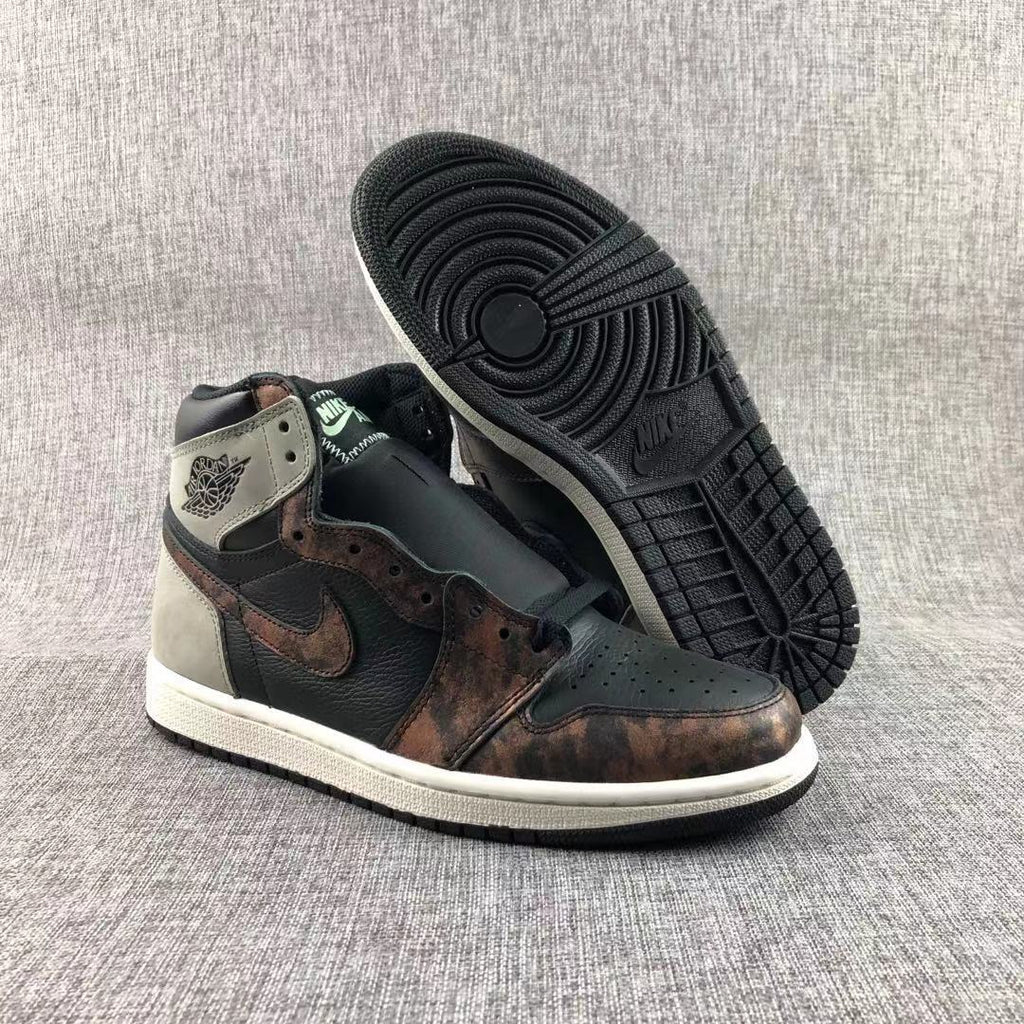Jordan 1 Retro Rust Shadow High-Cut Sneakers 555088-033 - product image from the listing.