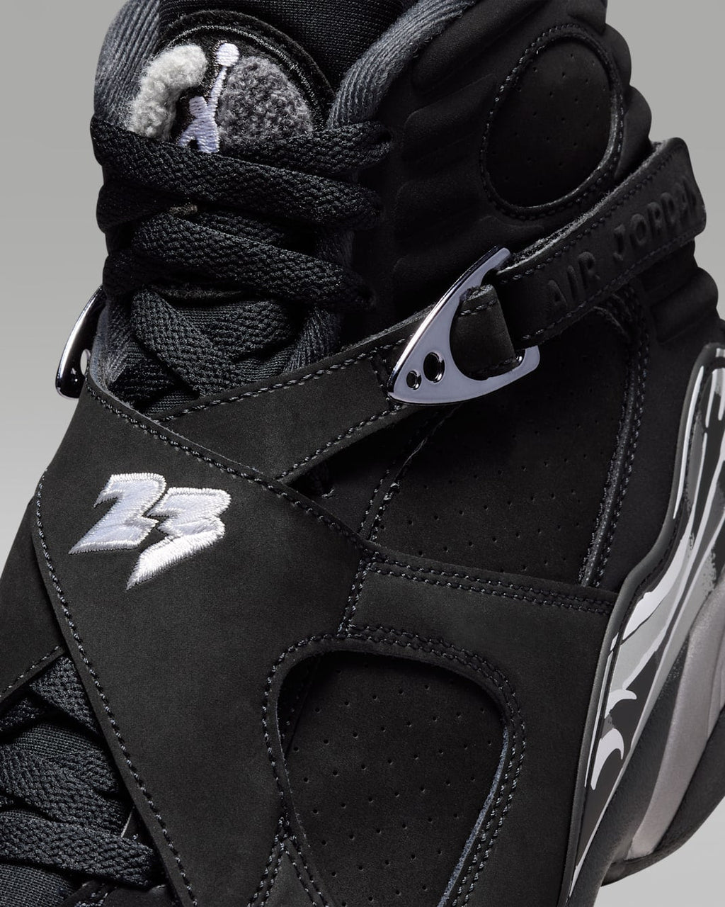 Chrome — Air Jordan 8 Retro 305381-007