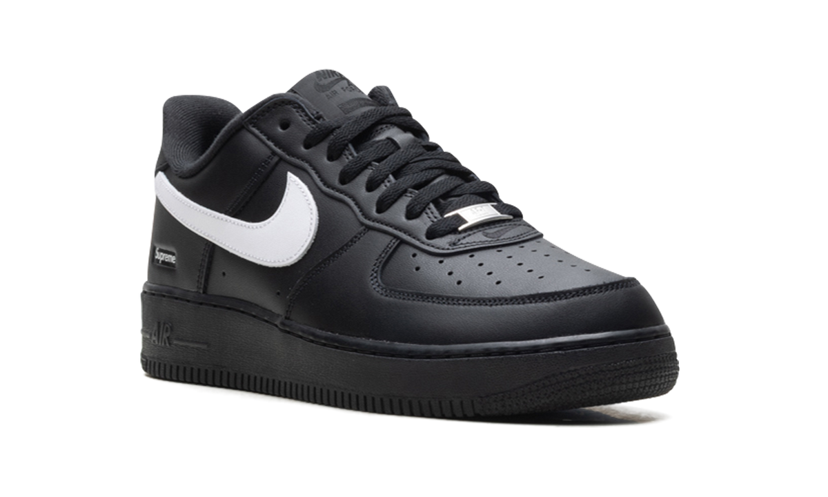 "Supreme - Mini Box Logo Black / White" Air Force 1 Low CU9225 002 - product image from the listing.