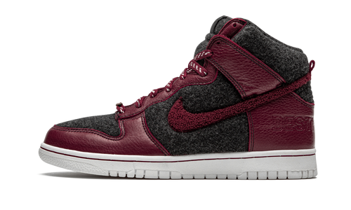 "Destroyer" Dunk High Supreme 318655 061 - product image from the listing.