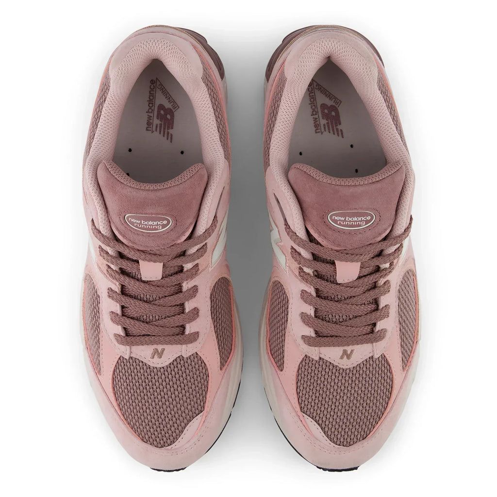New Balance 2002R U20026CU Pink / Mauve / Cream Sneakers