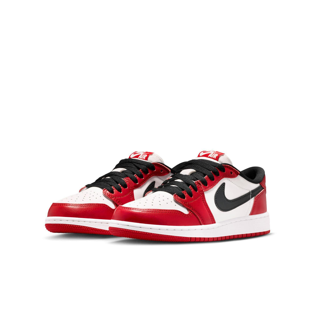 Chicago — Air Jordan 1 Retro Low Gradeschool — product image