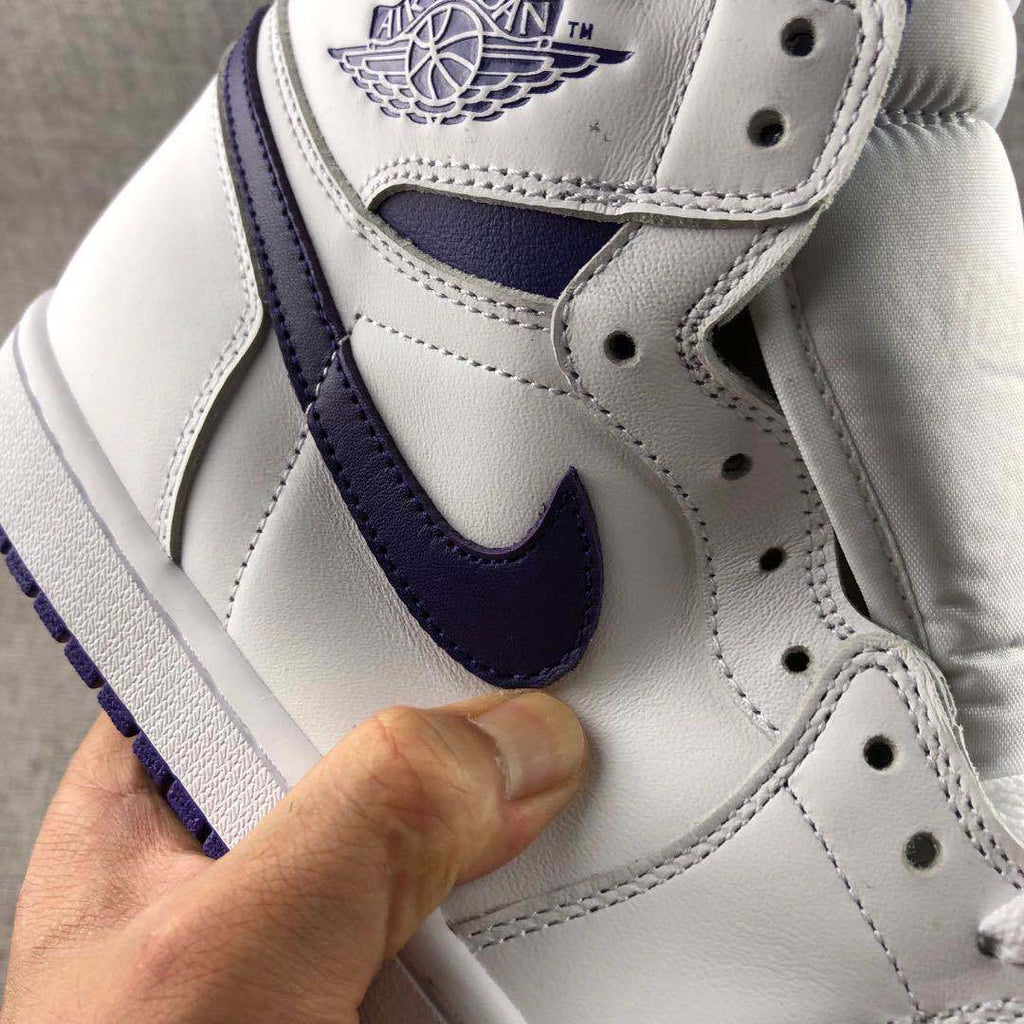 Air Jordan 1 Court Purple High-Cut Sneakers White/Purple CD0461-151 - product image from the listing.