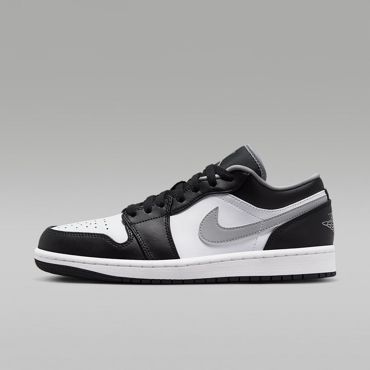 Black/White — Air Jordan 1 Low 553558-040