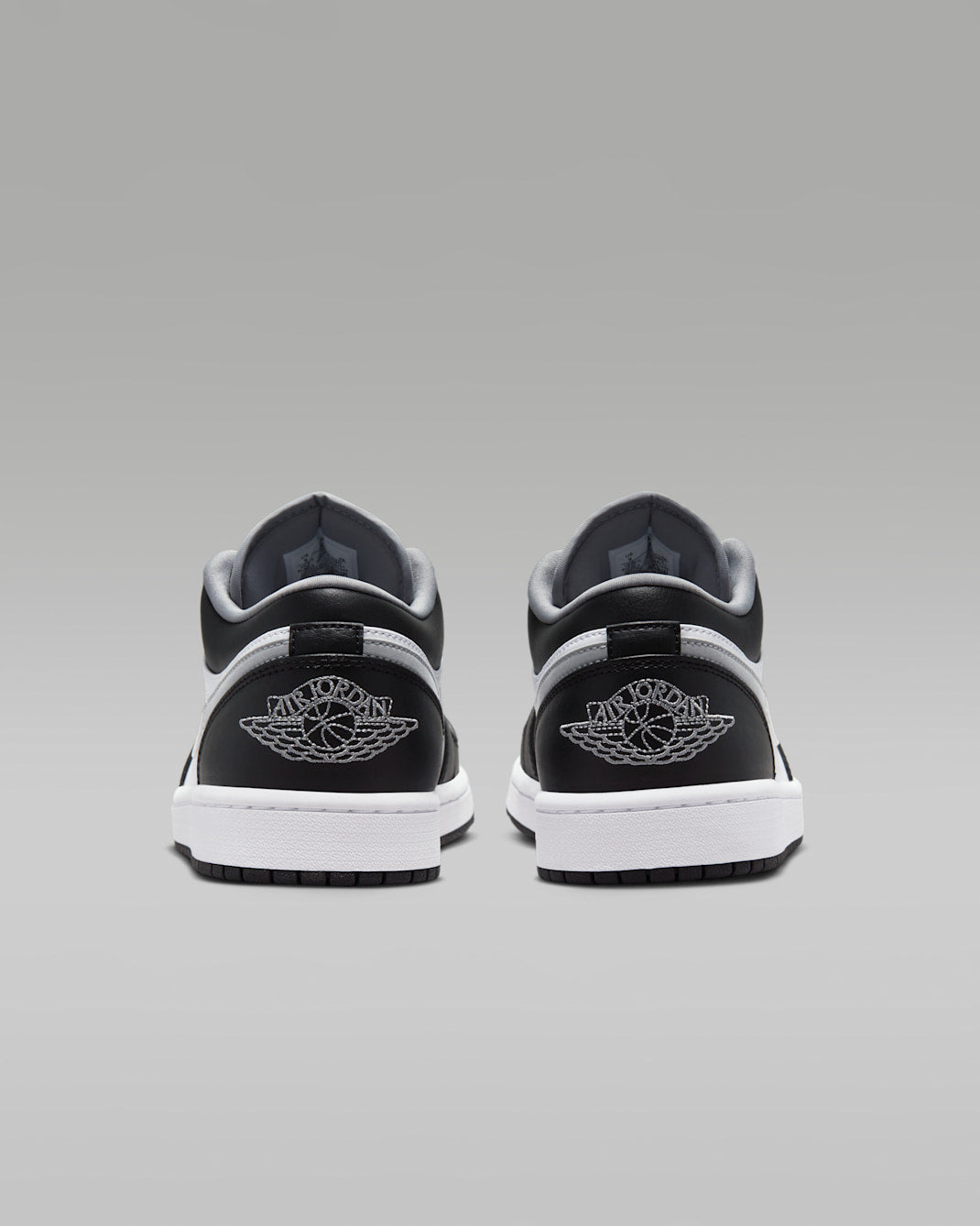 Black/White — Air Jordan 1 Low 553558-040