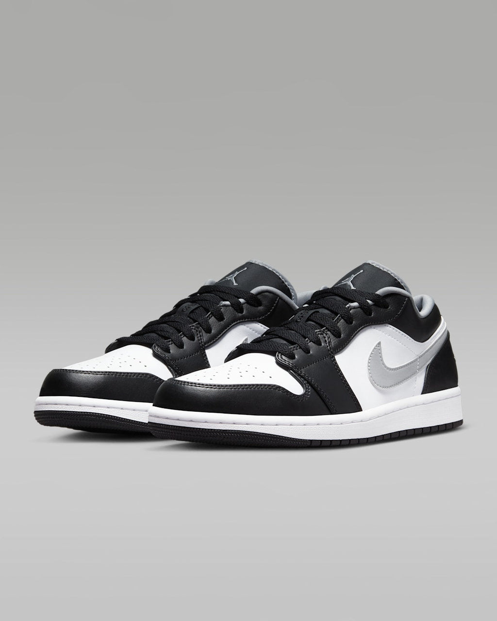Black/White — Air Jordan 1 Low 553558-040
