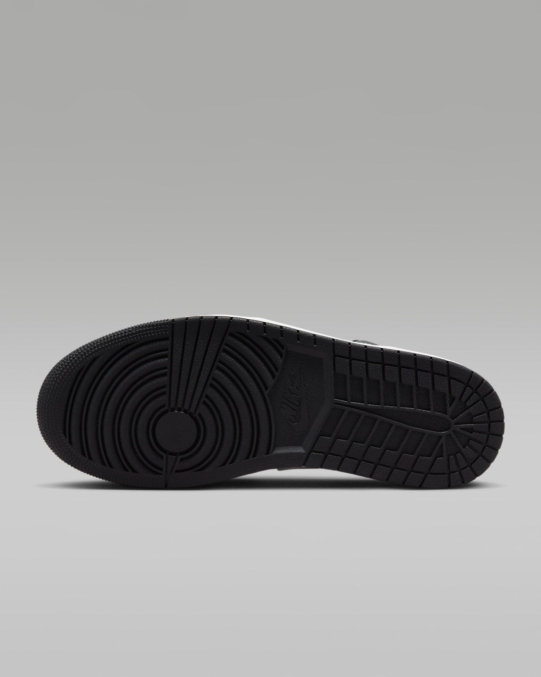 Black/White — Air Jordan 1 Low 553558-040