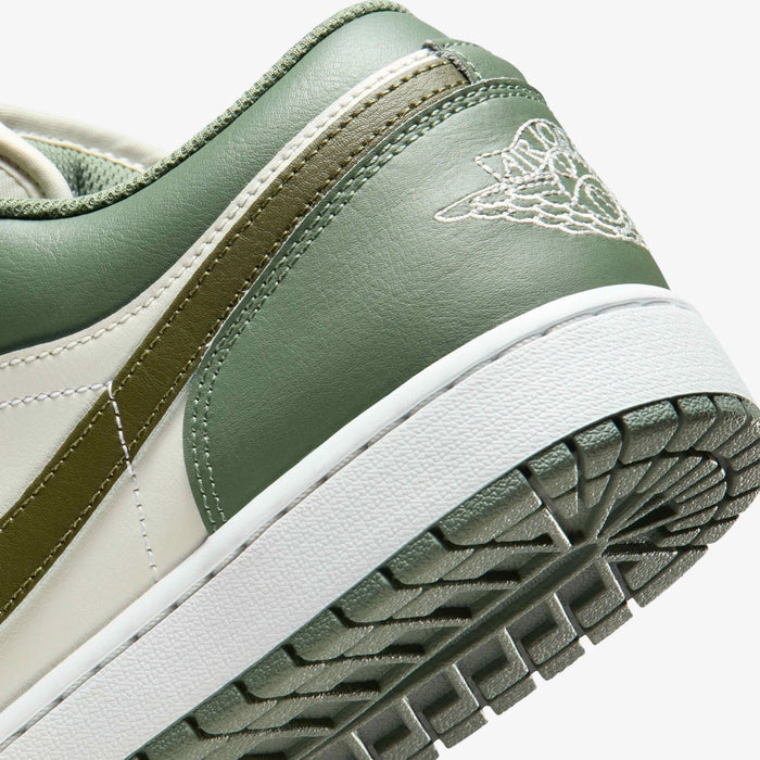 Vintage Lichen — Air Jordan 1 Low Sneakers 553558-300