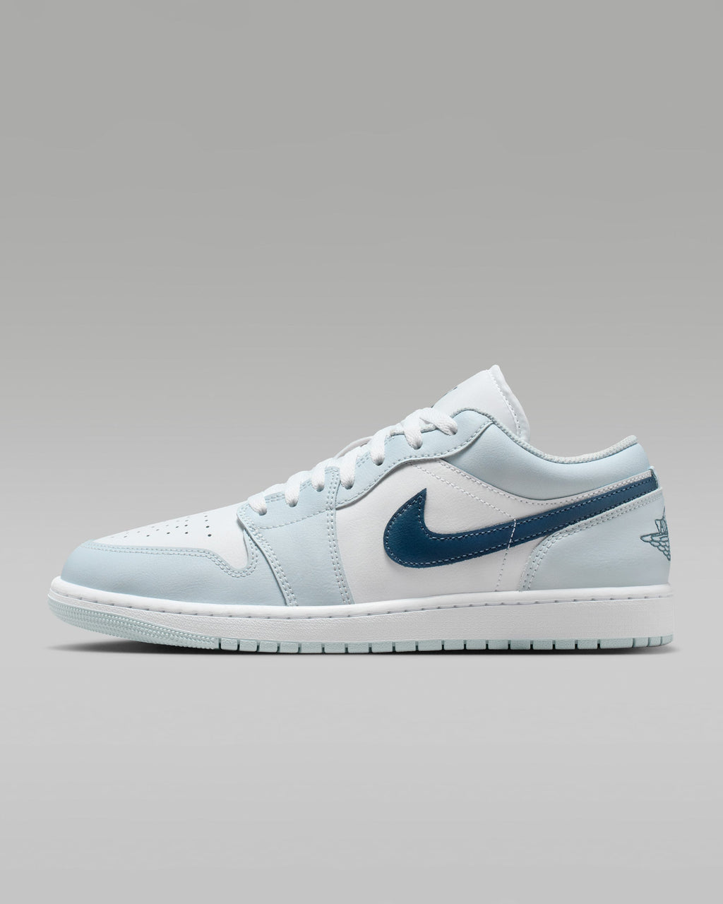 Aura/White — Air Jordan 1 Low 553558-400