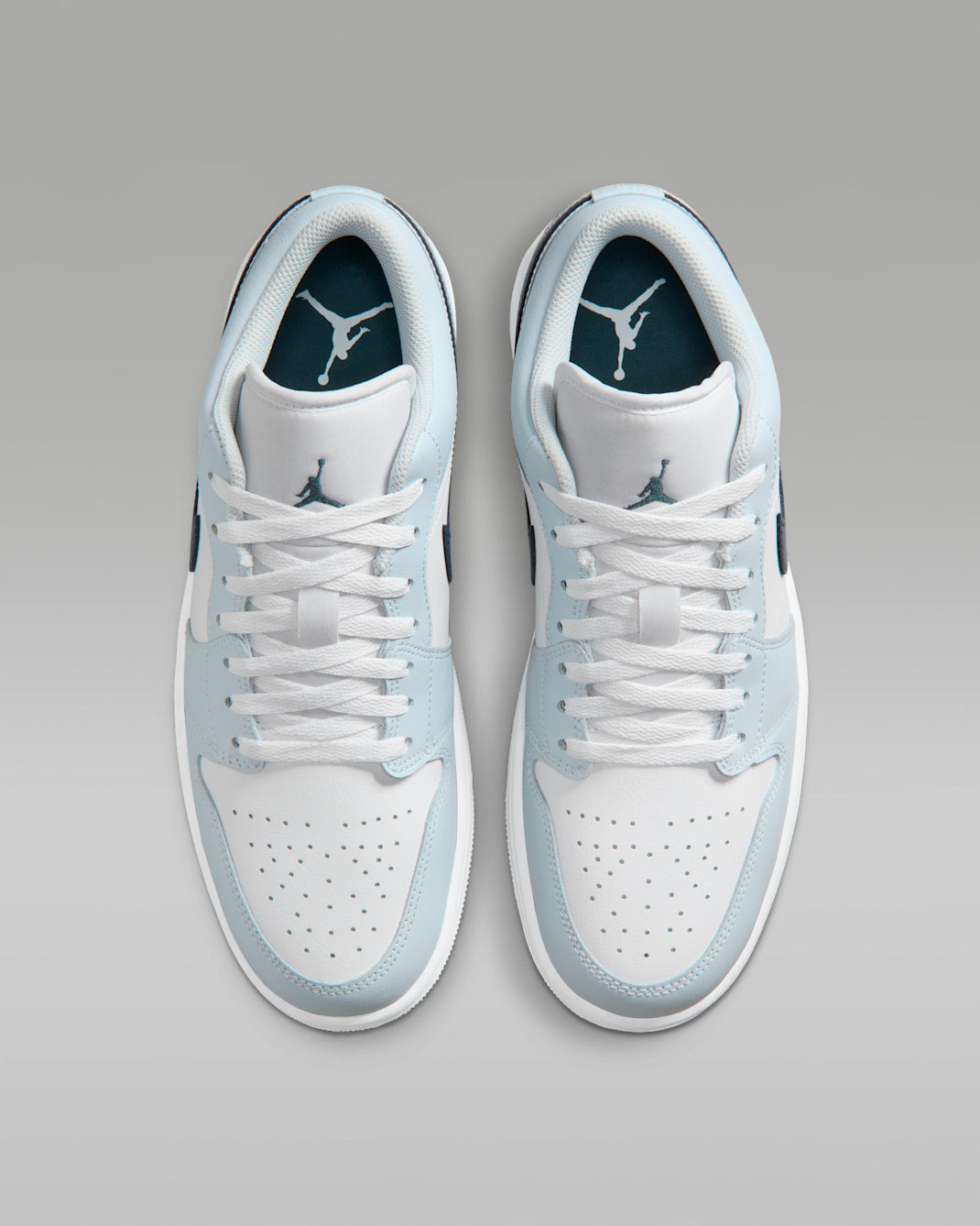 Aura/White — Air Jordan 1 Low 553558-400