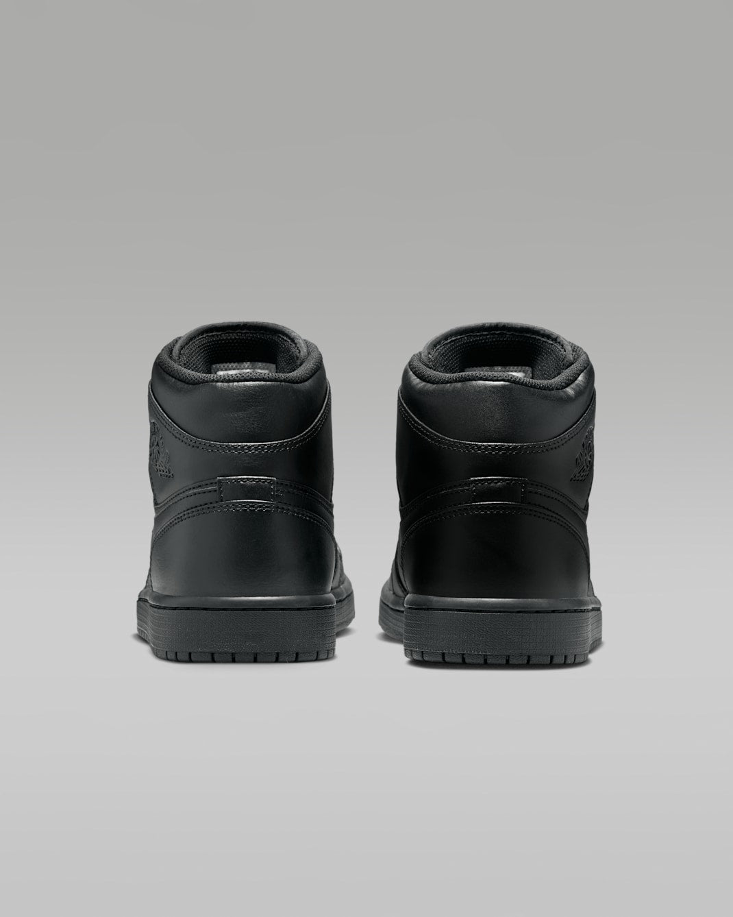 Black — Air Jordan 1 Mid 554724-093