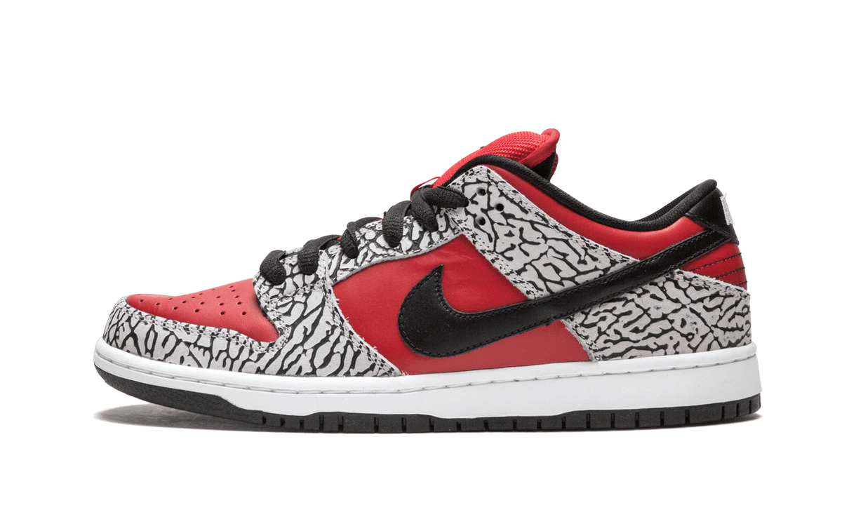 "Supreme - Red Cement" SB Dunk Low Premium 313170 600 - product image from the listing.