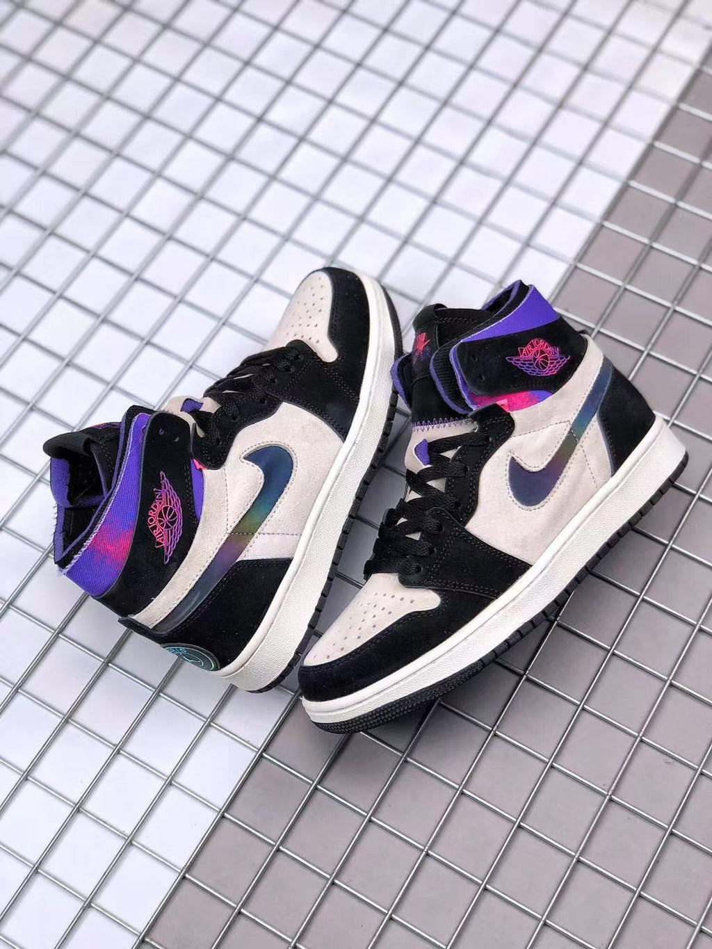 Air Jordan 1 Zoom CMFT PSG Black White Sneakers - product image from the listing.