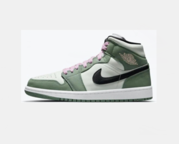 Air Jordan 1 High Sneakers Mint Green CZ0774-300 - product image from the listing.