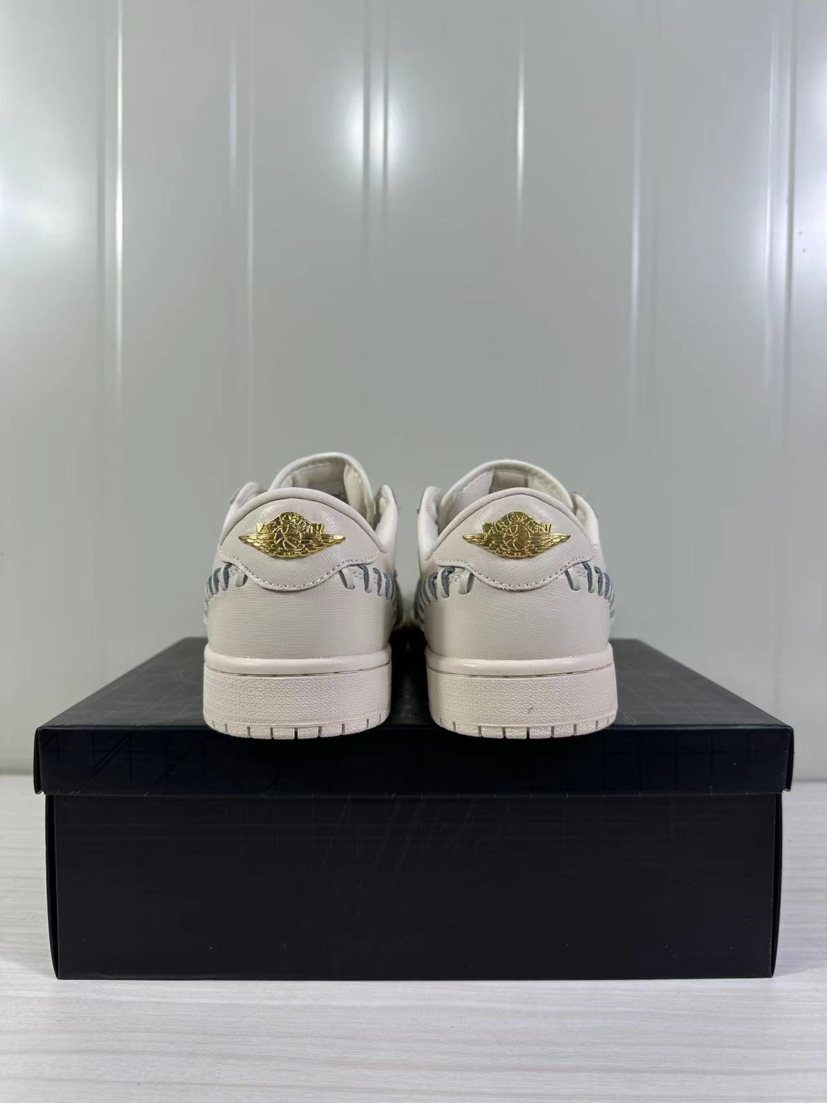 Air Jordan 1 Low White Gold FN5032-200 - product image from the listing.