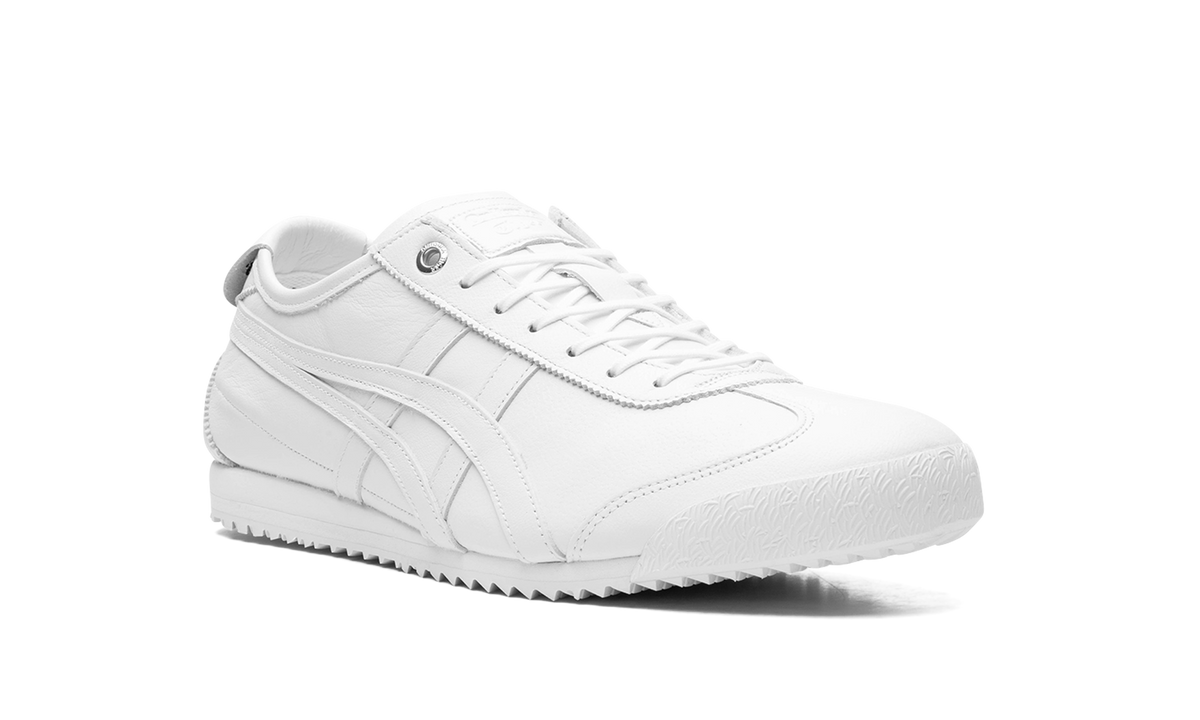 Onitsuka Tiger Mexico 66 Sd in White White 127993 - product image from the listing.
