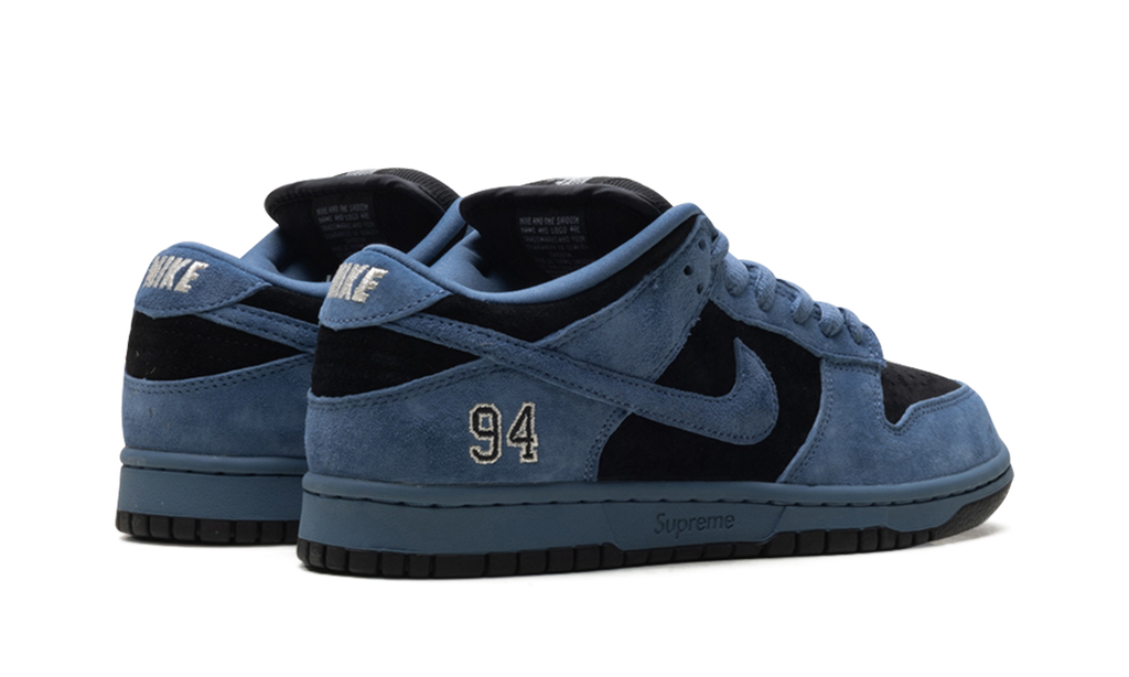 "Supreme - Ocean Fog" SB Dunk Low HQ8487 400 - product image from the listing.