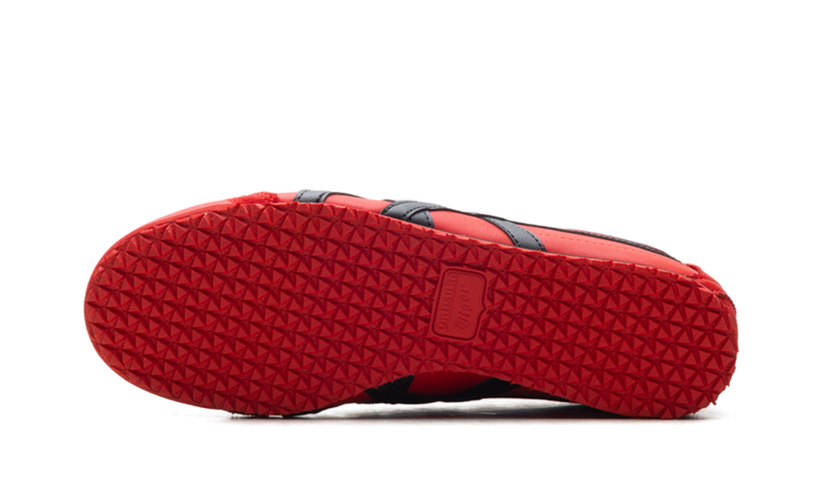 Onitsuka Tiger Mexico 66 Classic in Red Black 197834 - product image from the listing.