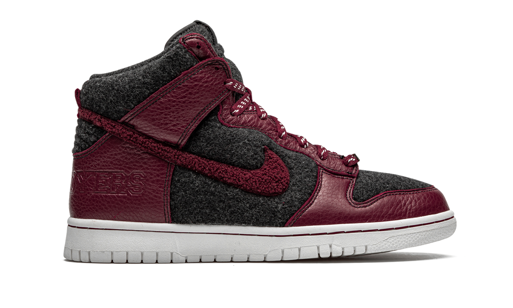 "Destroyer" Dunk High Supreme 318655 061 - product image from the listing.