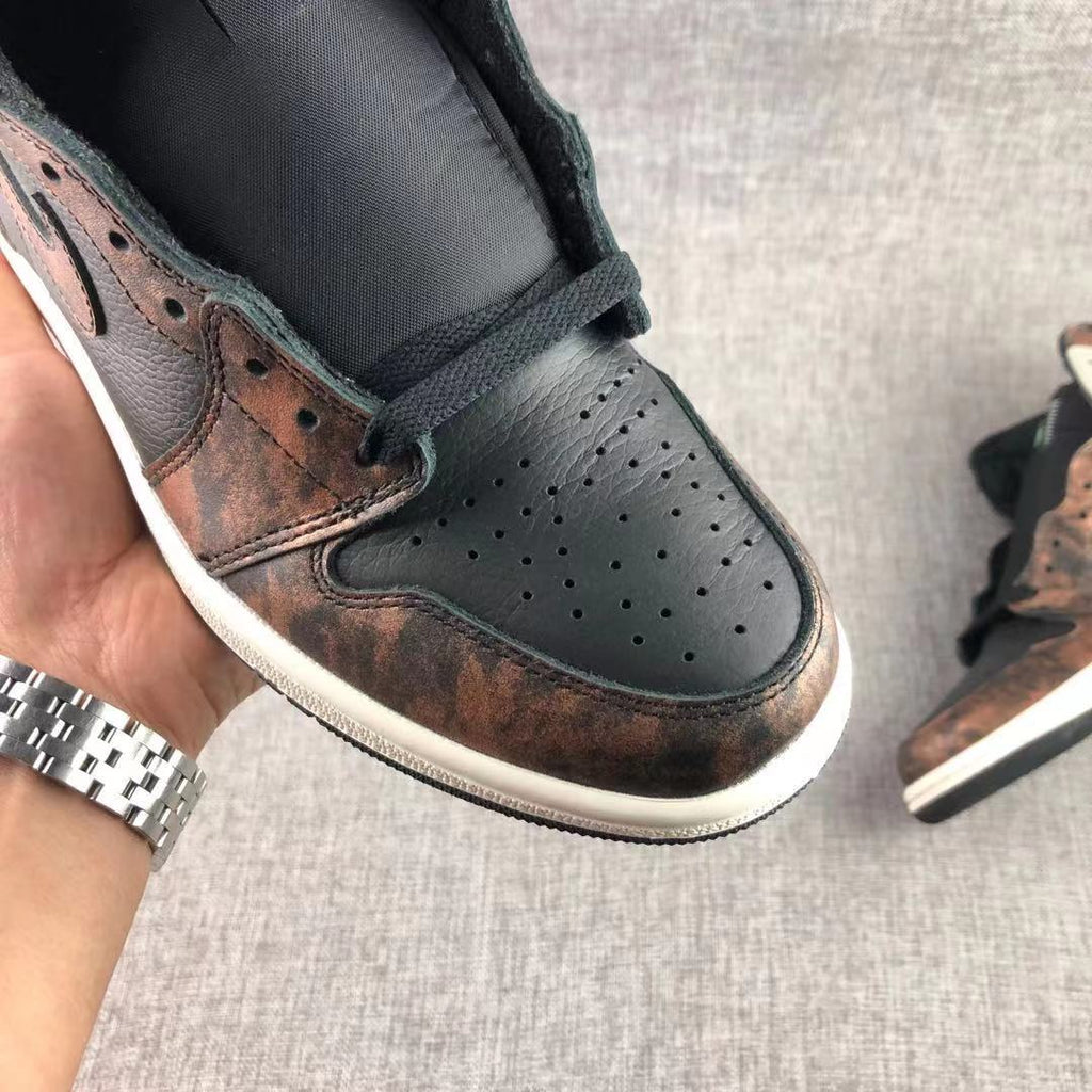 Jordan 1 Retro Rust Shadow High-Cut Sneakers 555088-033 - product image from the listing.